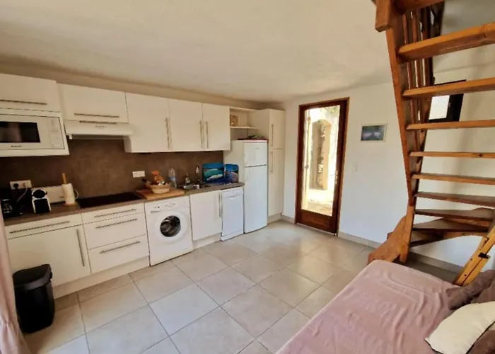 Petit Nid Douillet A Deux Pas De Santa Giulia Porto-Vecchio (Corsica)